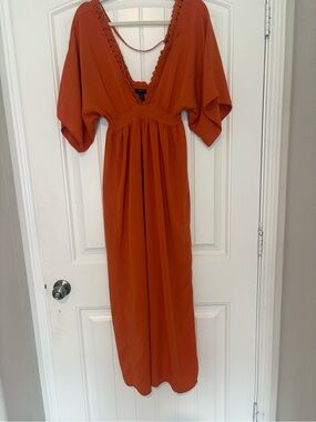 Forever 21 Rust Orange V-Neck Maxi Dress with Lace Trim